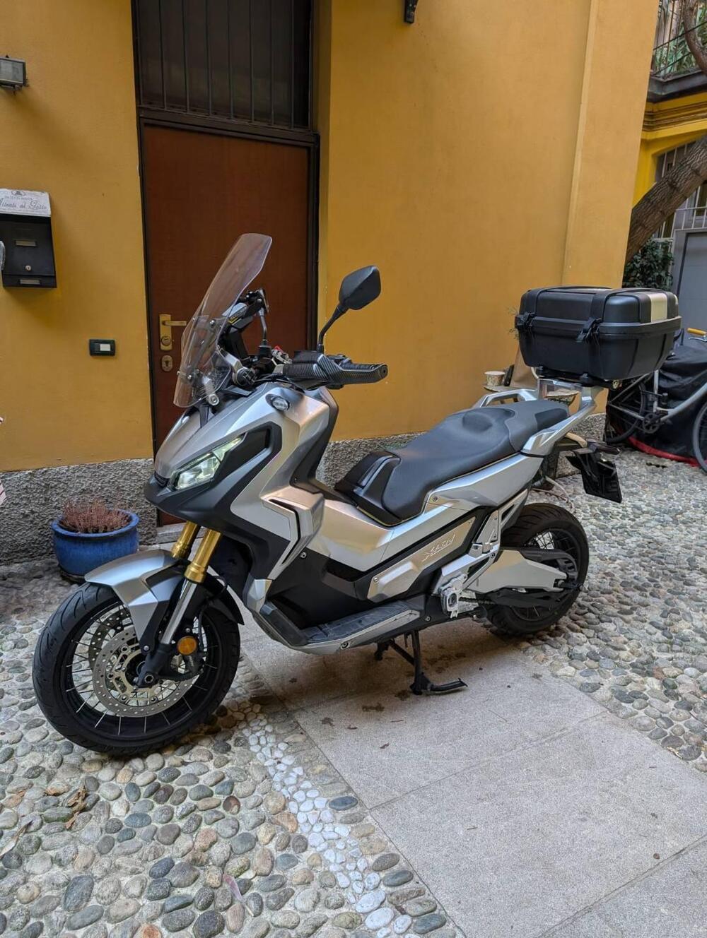 Honda X-ADV 750 (2017) (4)