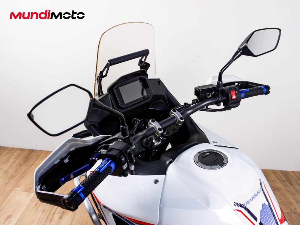 Honda Transalp XL750 (2025) (9)