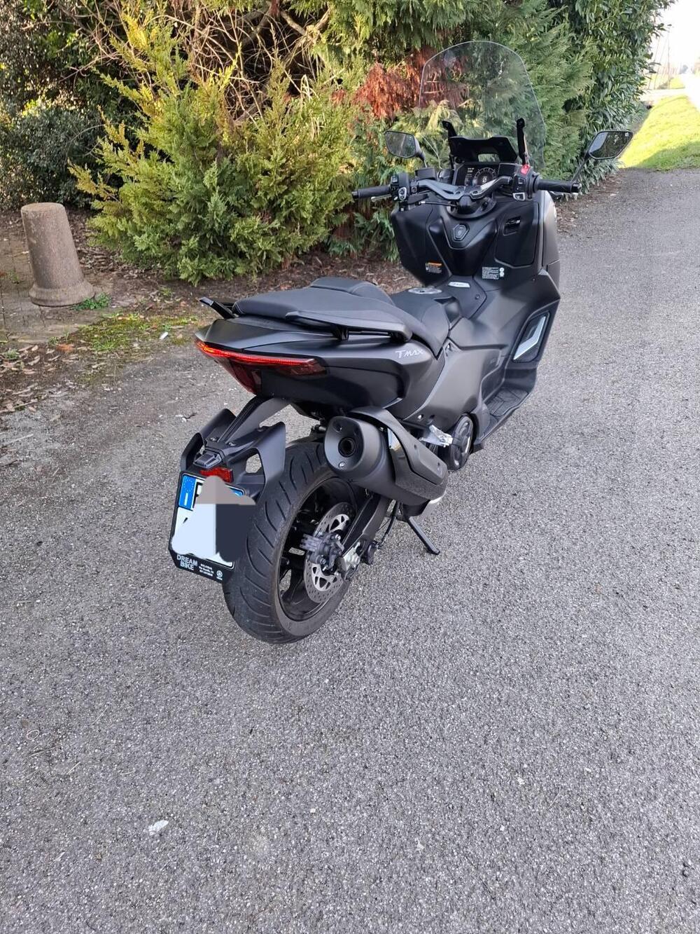 Yamaha T-Max 560 (2022 - 24) (3)
