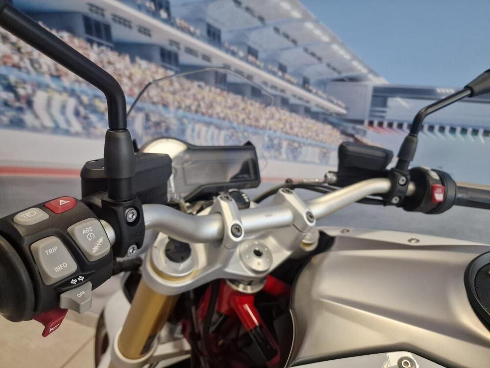 Bmw R 1200 R (2015 - 16) (16)