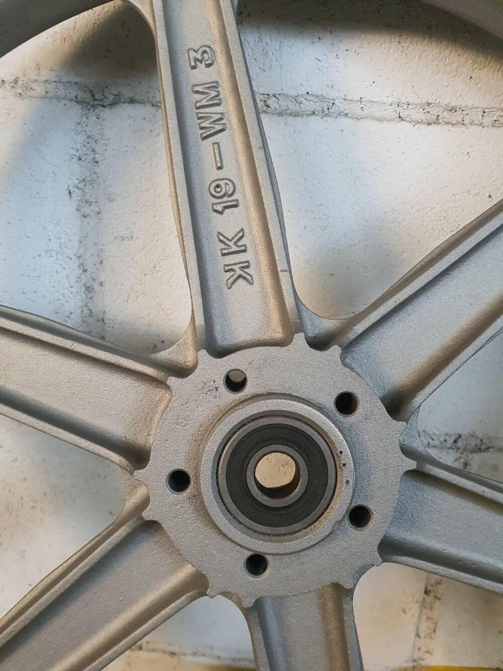 CERCHI IN LEGA BMW (6)