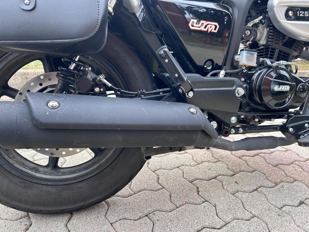 Um Italia Renegade Sport 125 (2023 - 26) (3)