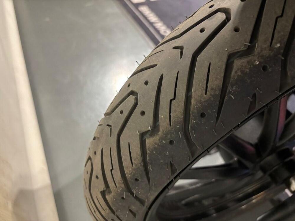 Kymco Agility 300i (2021 - 25) (10)