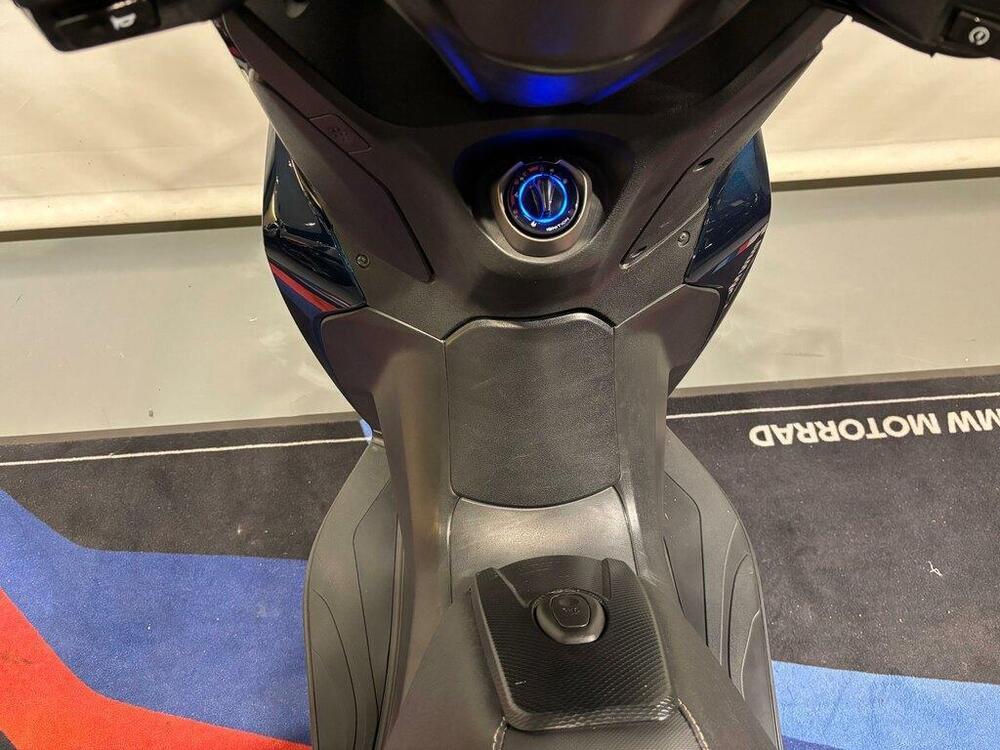 Kymco Agility 300i (2021 - 25) (8)