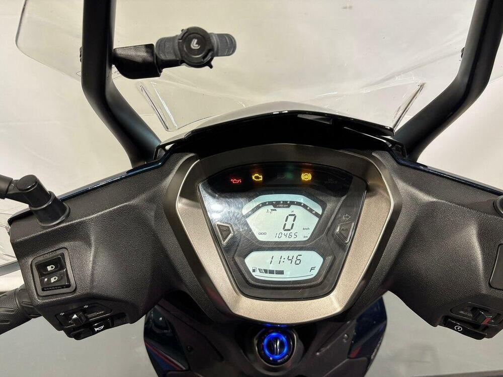 Kymco Agility 300i (2021 - 25) (12)