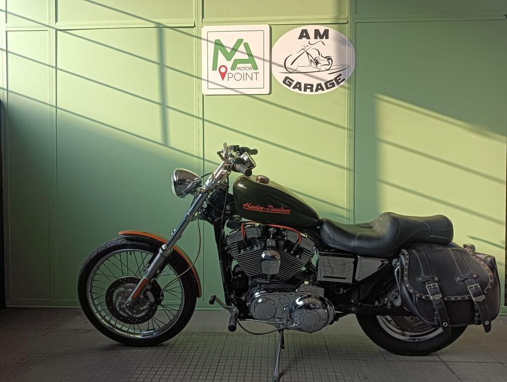 Harley-Davidson 1200 Custom (2001 - 03) - XL 1200C (2)