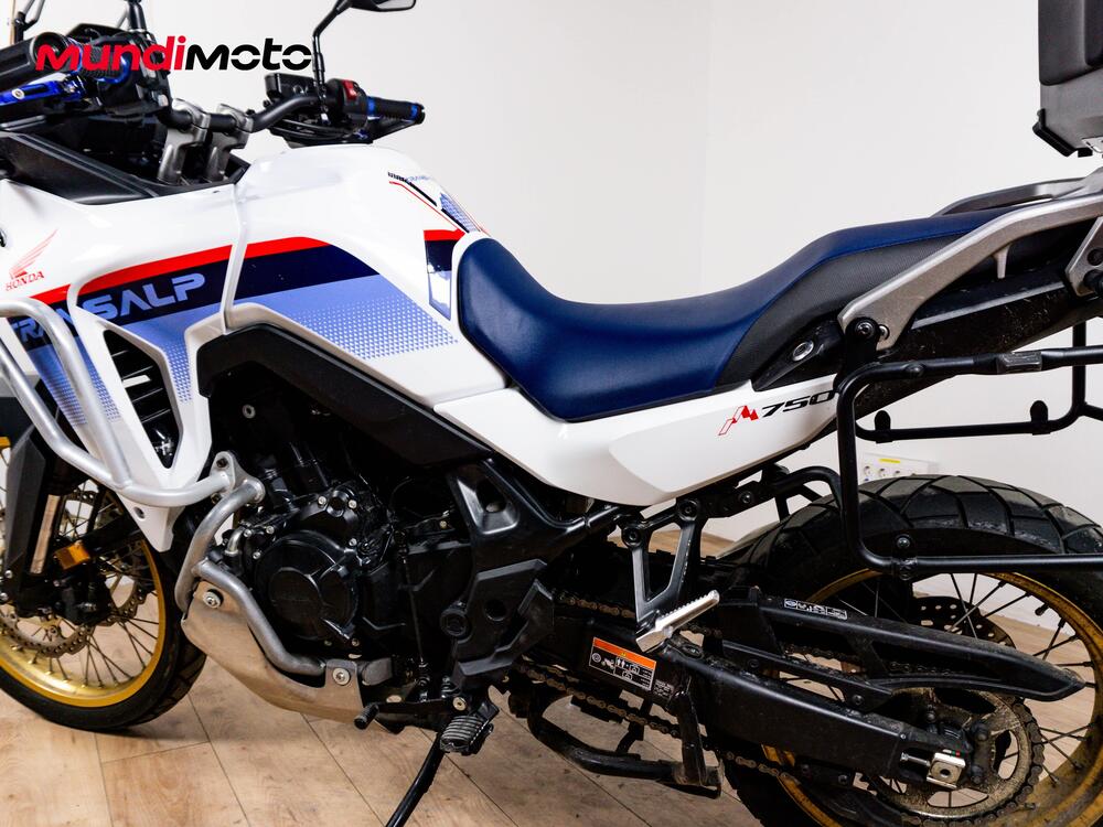 Honda Transalp XL750 (2025) (10)