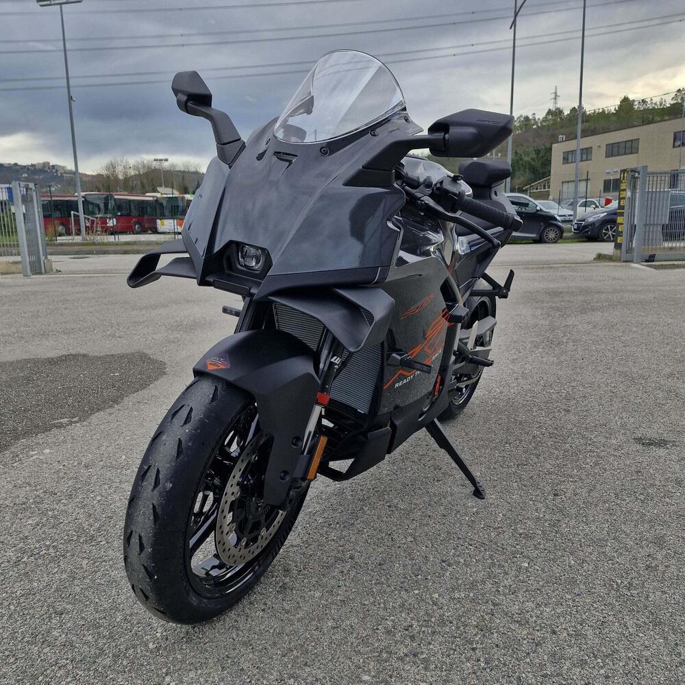 KTM 990 RC R (2026) (7)