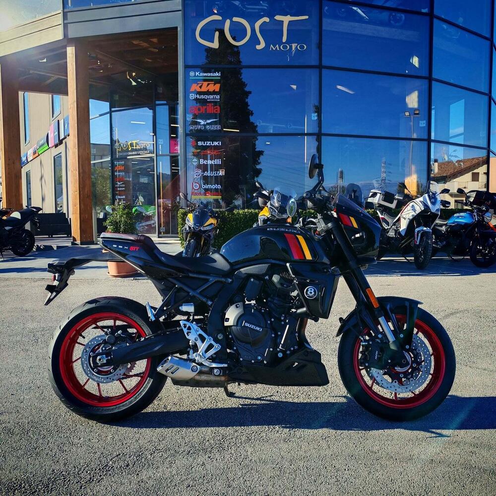 Suzuki GSX-8TT (2025 - 26)