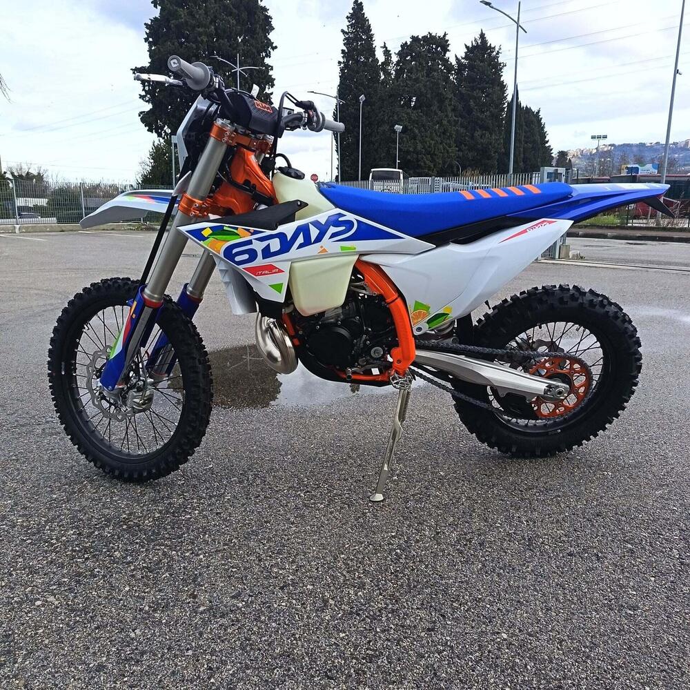 KTM 300 EXC 6Days (2026) (5)