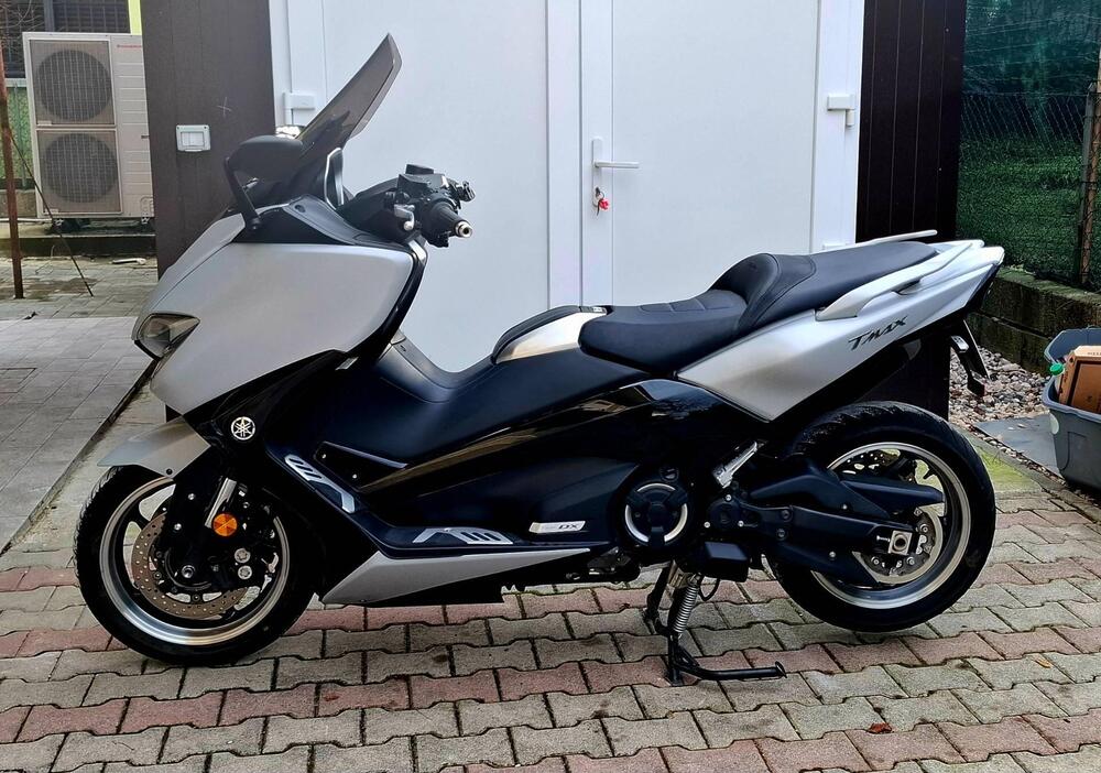 Yamaha T-Max 530 DX (2017 - 19) (2)