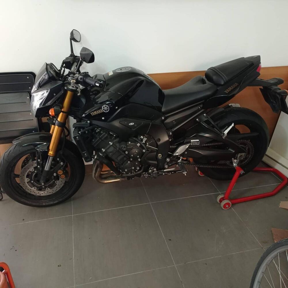 Yamaha FZ8 (2010 - 12) (2)