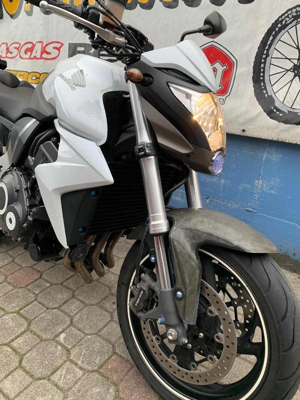 Honda CB 1000 R (2008 - 10) (4)