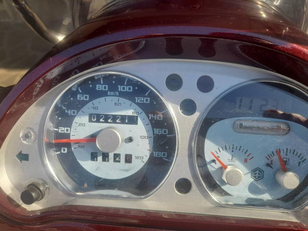 Piaggio Beverly Cruiser 500 (4)