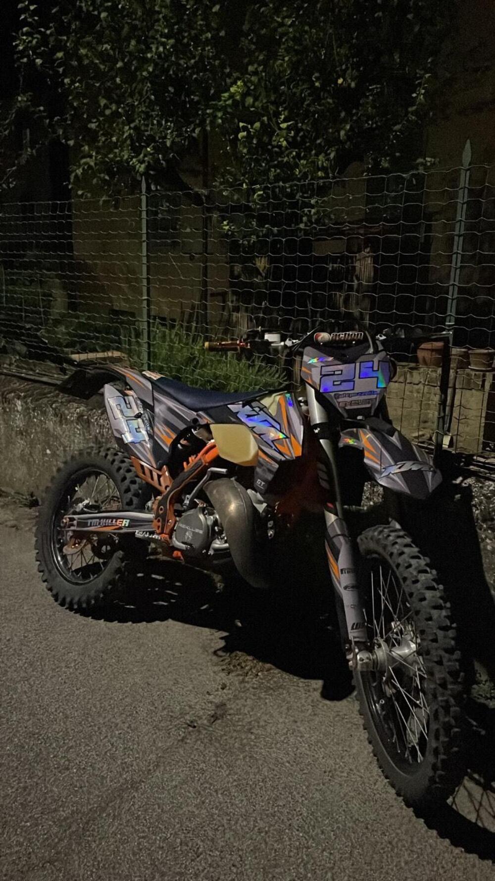 KTM 125 EXC (2015) (5)