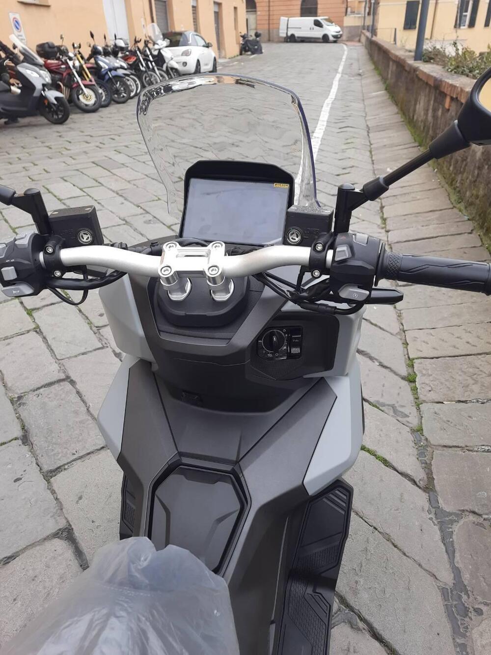 Um Italia Rockville 125 (2025 - 26) (9)