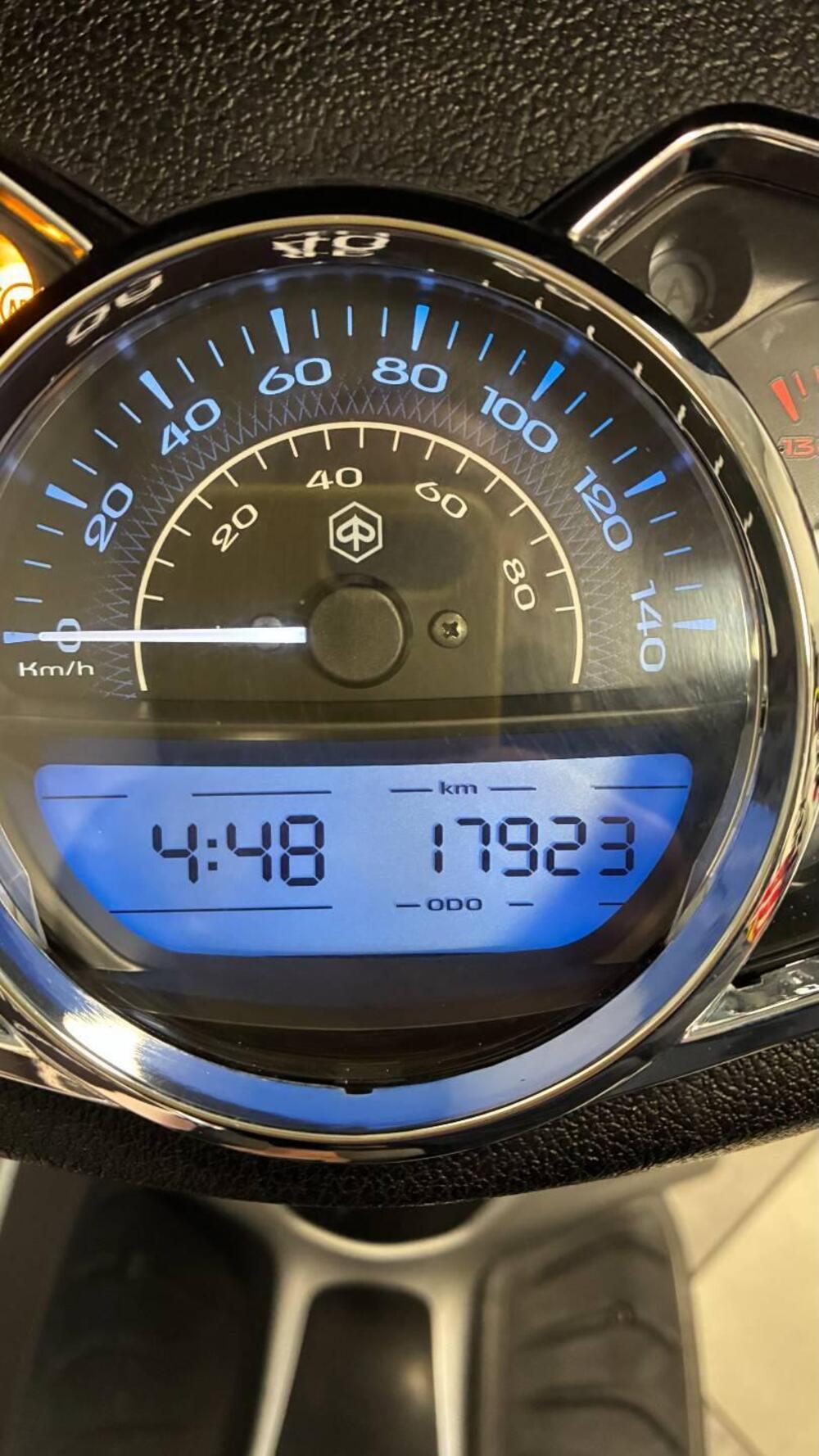 Piaggio Medley 150 ABS (2016 - 19) (4)