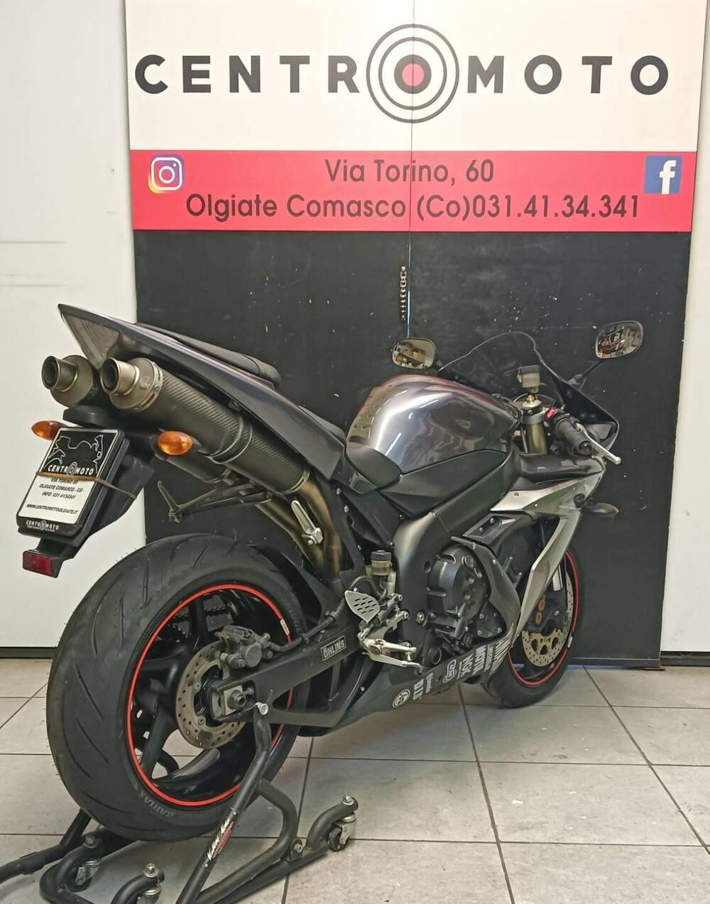 Yamaha YZF R1 (2004 - 05) (4)