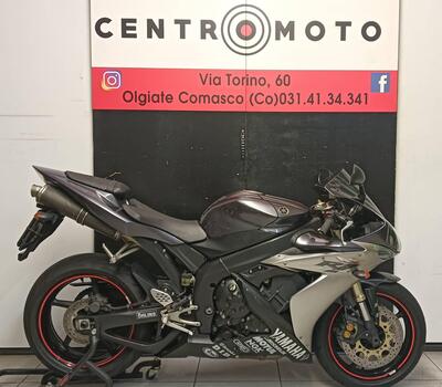 Yamaha YZF R1 (2004 - 05) usata