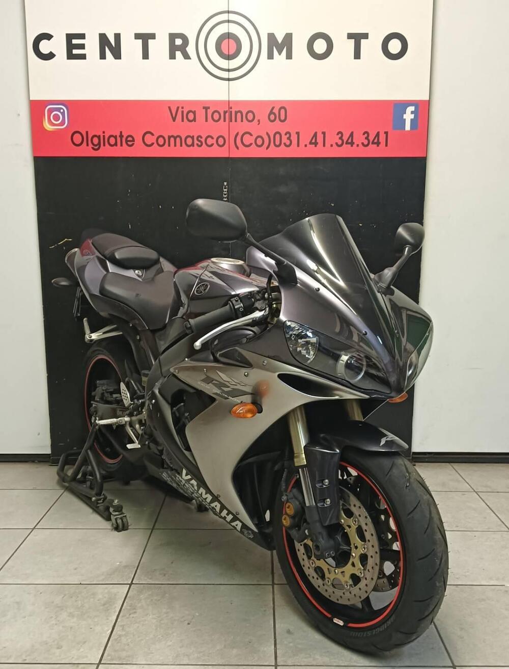 Yamaha YZF R1 (2004 - 05) (5)