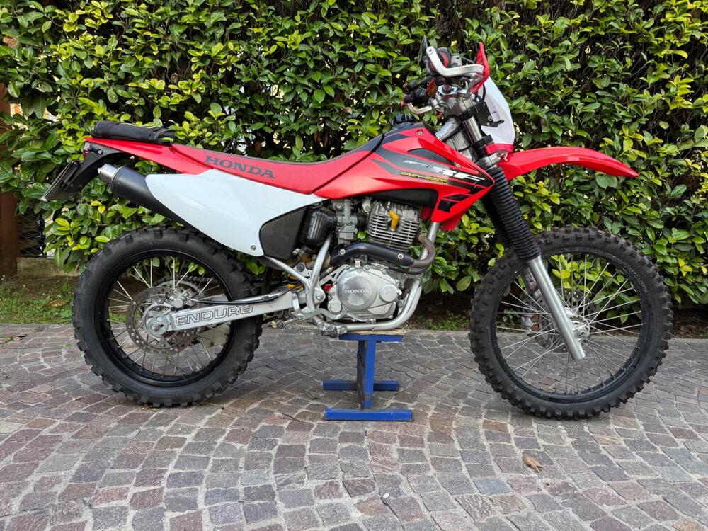 HM CRE 230 F Easy Enduro (2004 - 06) 