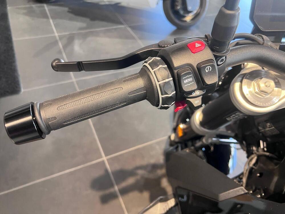 Bmw F 900 R (2025 - 26) (9)