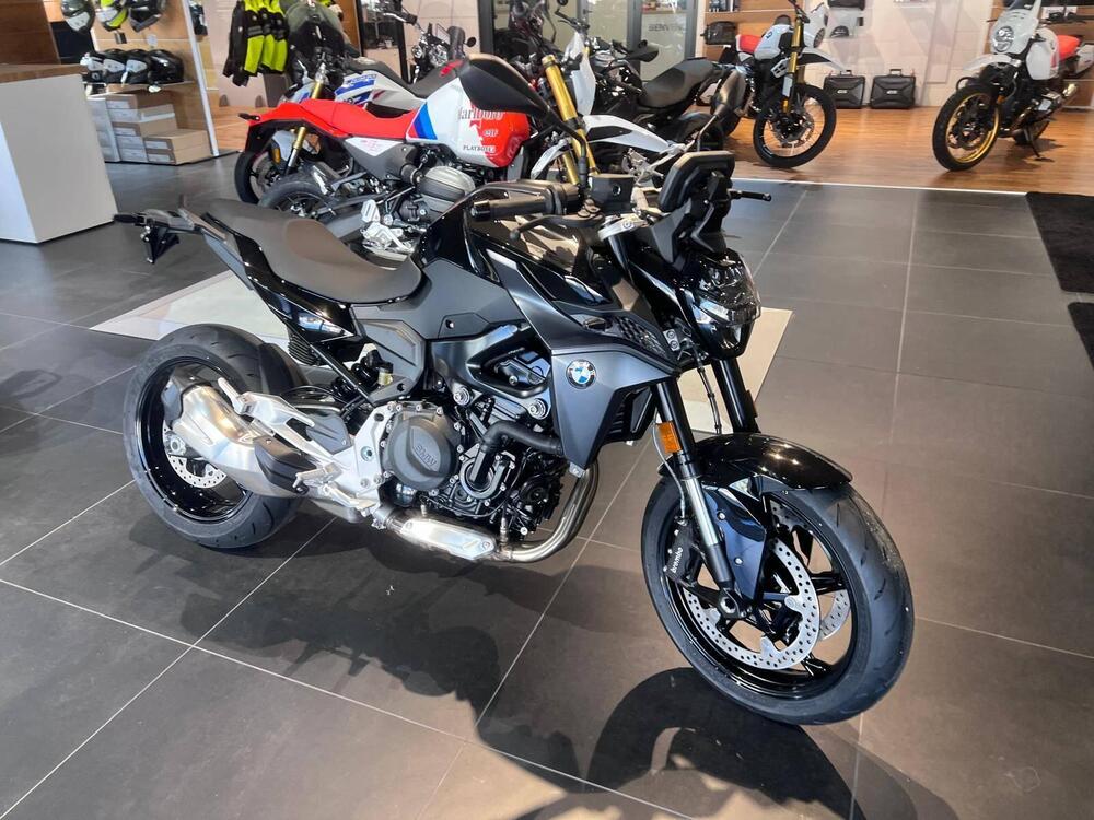 Bmw F 900 R (2025 - 26) (2)