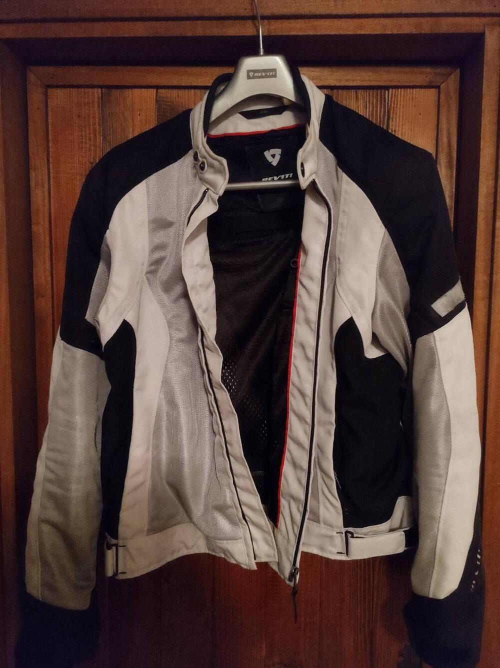 Giubbino estivo uomo revi't e scarpe ixs Rev'it!