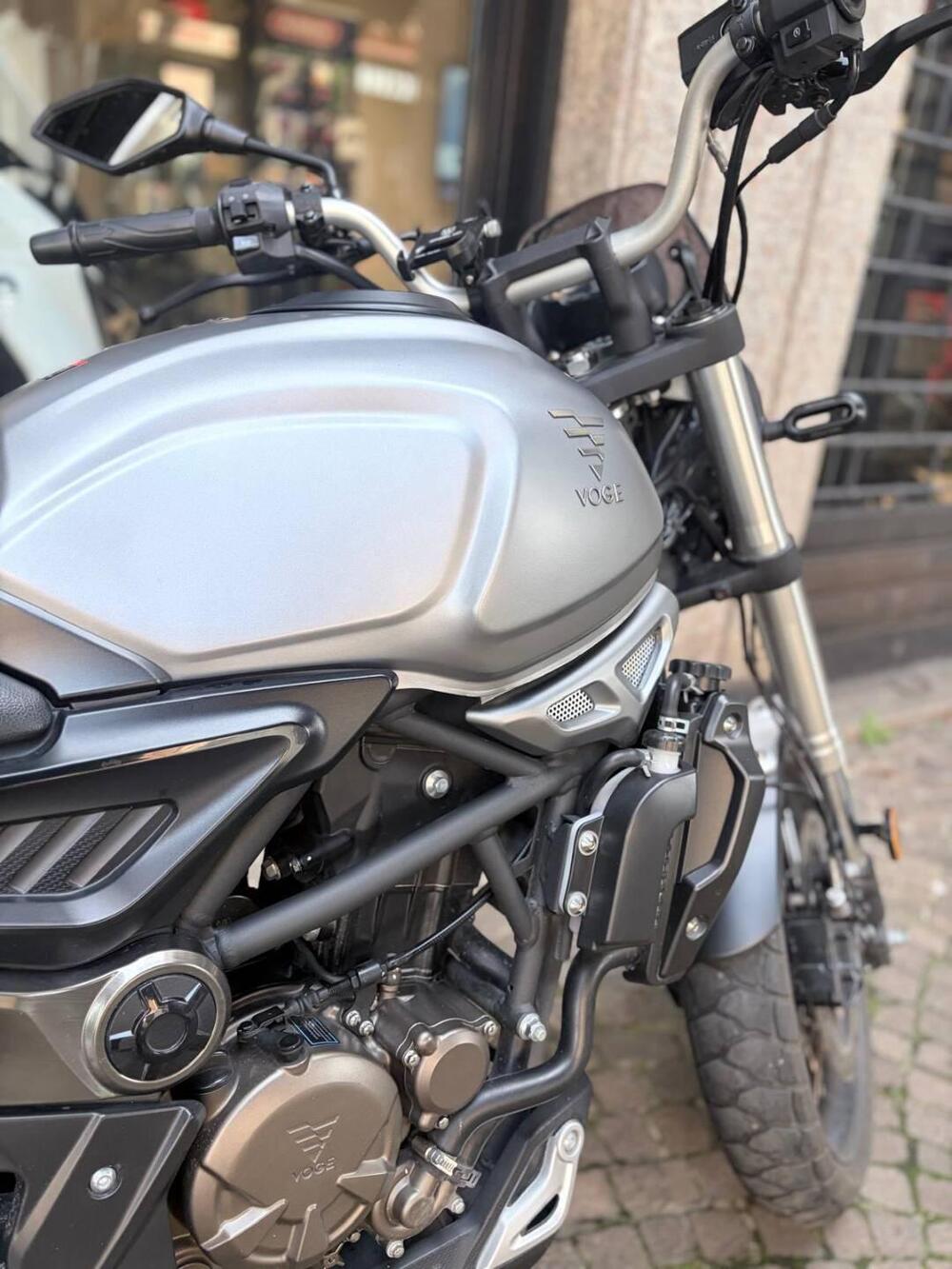Voge Trofeo 300ACX Scrambler (2021 - 26) (6)