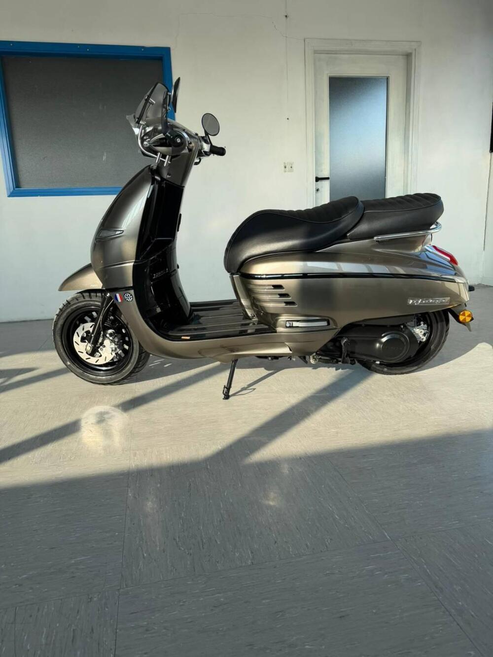 Peugeot Django 125 Classic Cafe Racer (2025 - 26) (3)