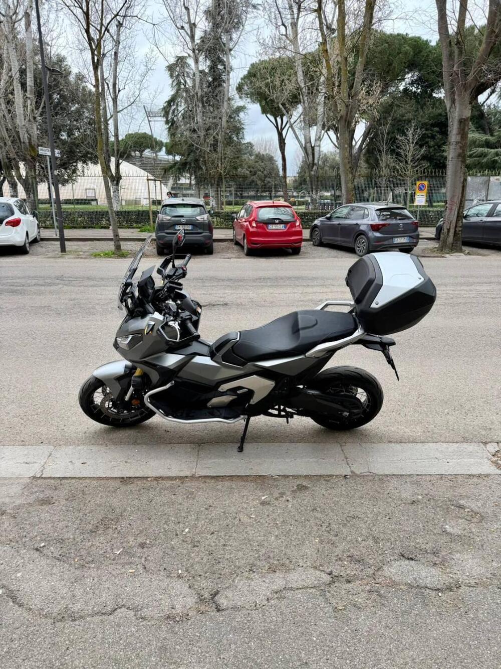 Honda X-ADV 750 DCT Travel (2021 - 24) (2)