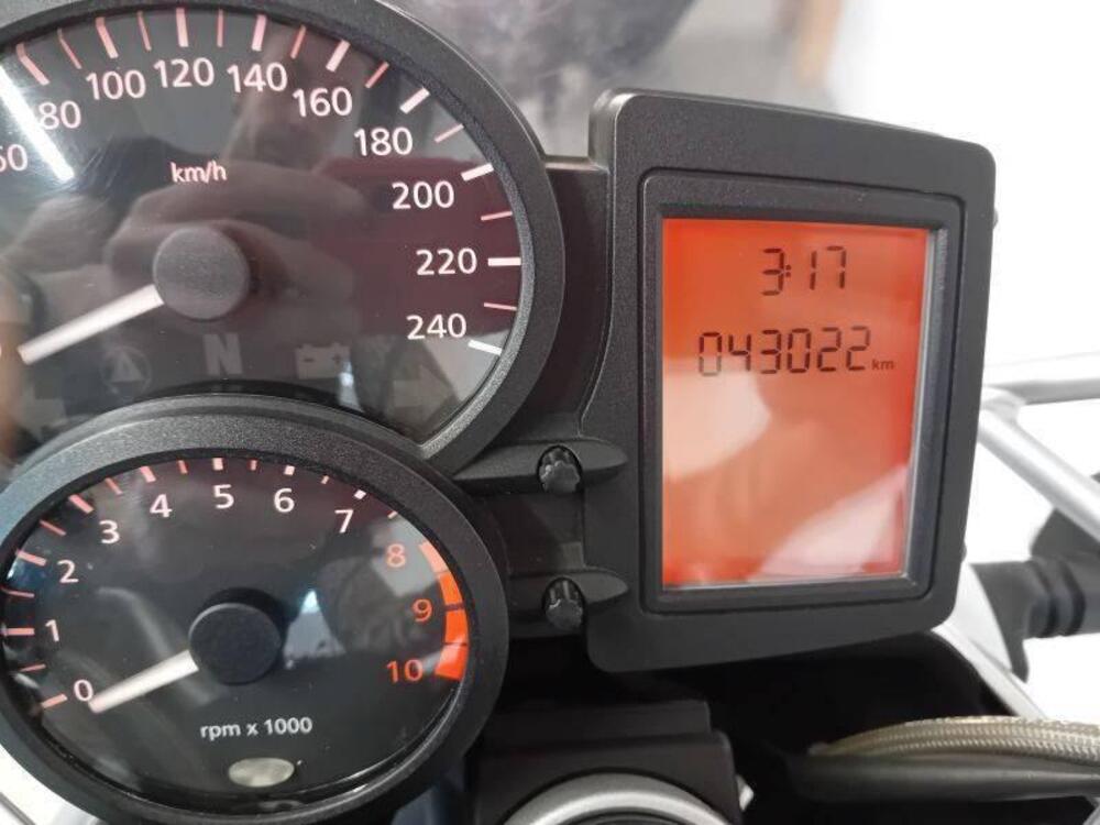 Bmw R 1200 R (2006 - 11) (3)