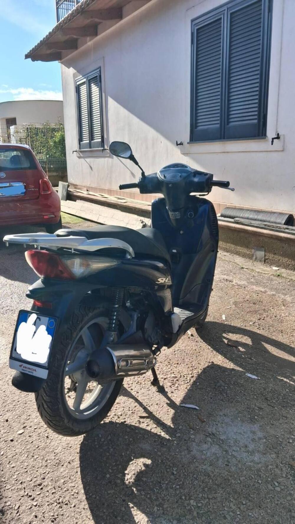 Honda SH 125 i (2005 - 08) (3)