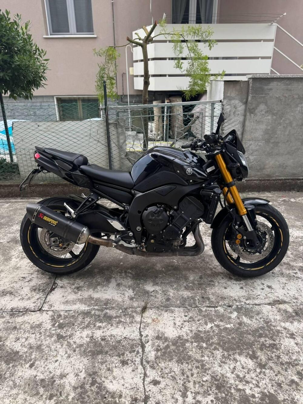 Yamaha FZ8 (2013 - 16) (2)