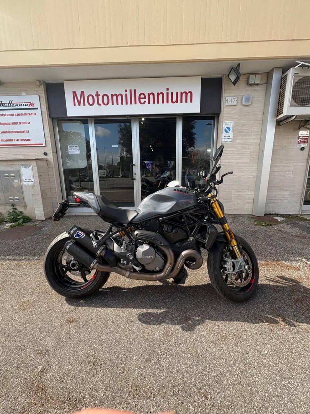 Ducati Monster 1200 S (2017 - 21) (3)