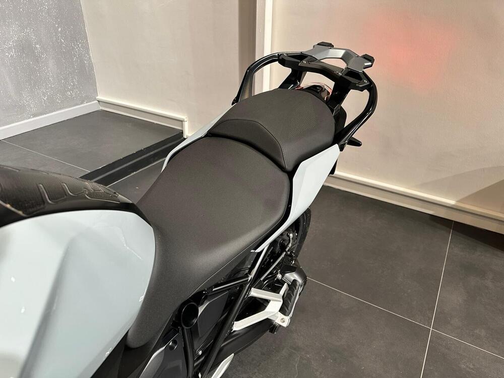 Bmw R 1250 R (2021 - 25) (10)