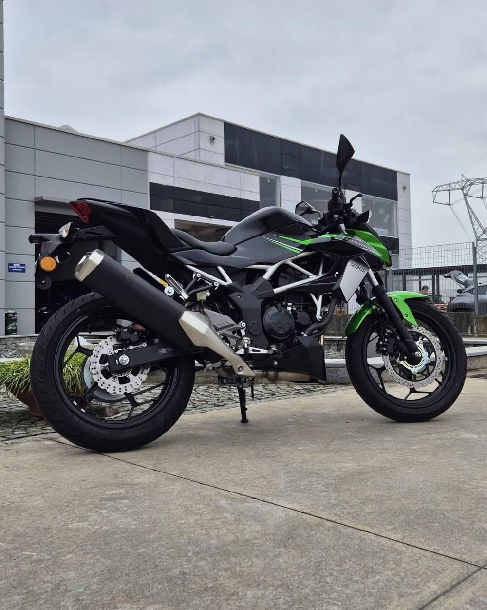 Kawasaki Z 125 (2021 - 24) (2)