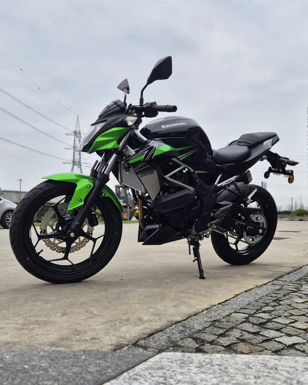 Kawasaki Z 125 (2021 - 24) (3)