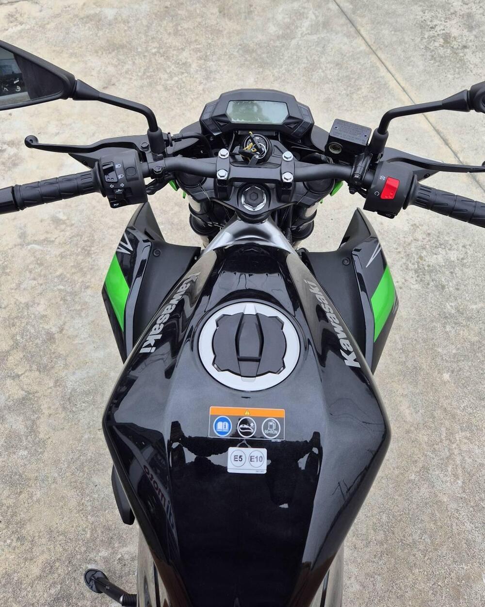 Kawasaki Z 125 (2021 - 24) (5)