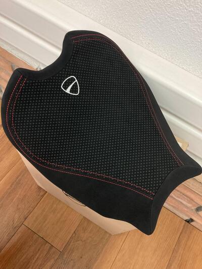 SELLA ALTA PILOTA PER PANIGALE V4 Ducati
