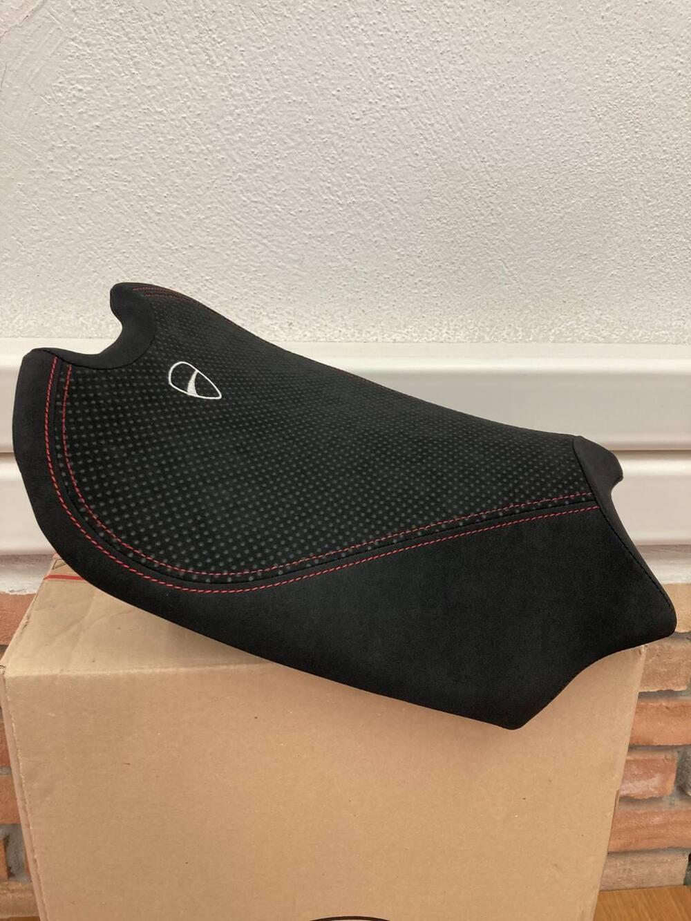 SELLA ALTA PILOTA PER PANIGALE V4 Ducati (3)