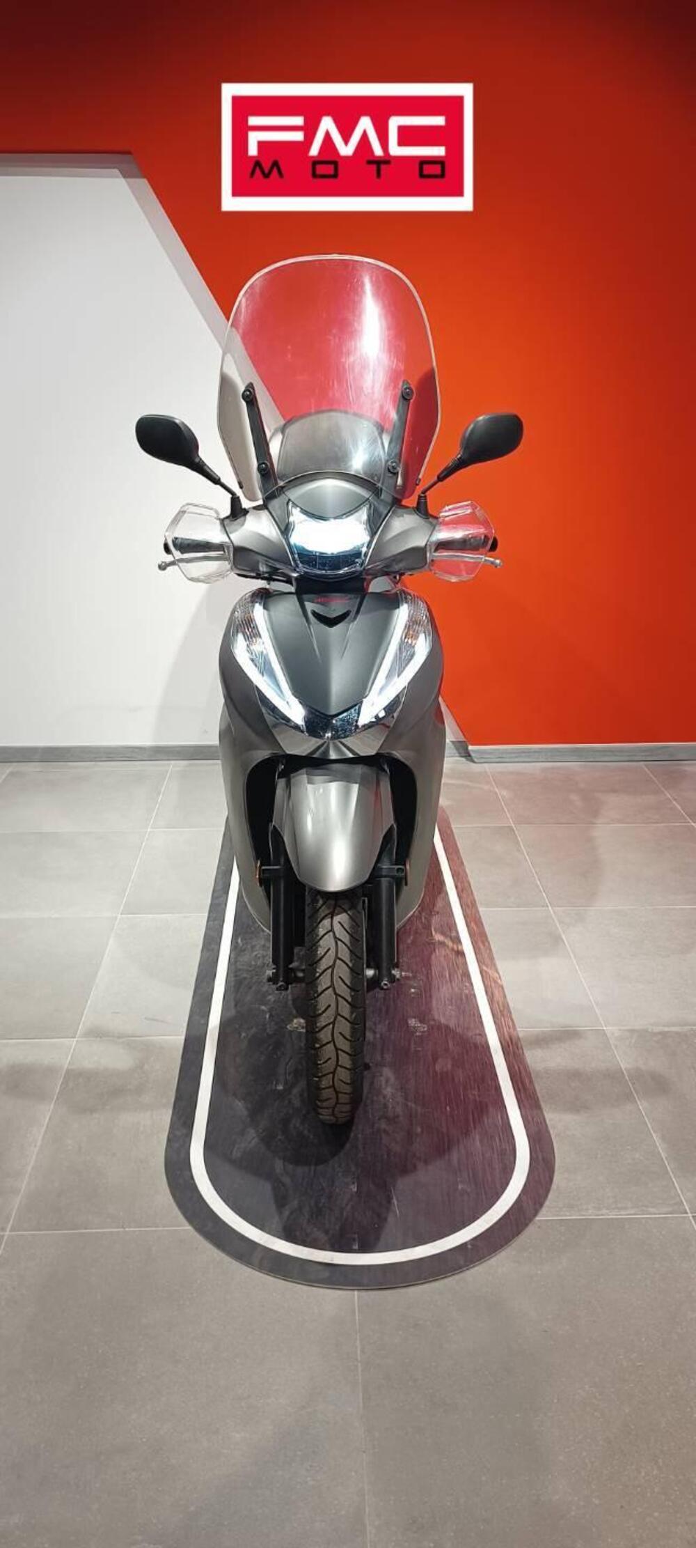 Honda SH 300 i Sport ABS (2018 - 20) (5)