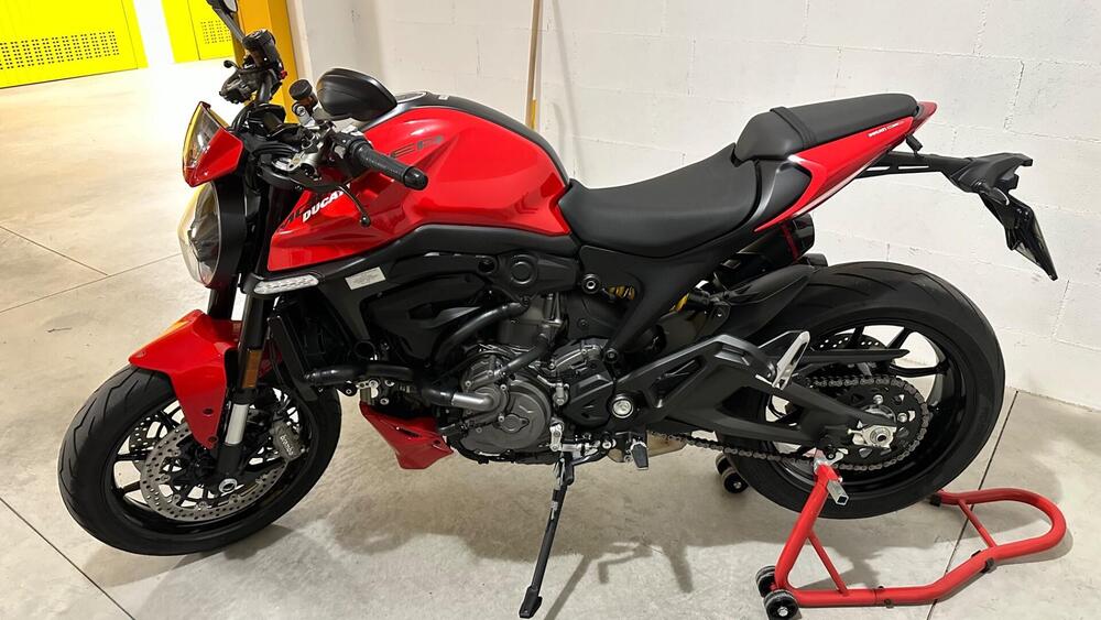 Ducati Monster 937 (2021 - 25) (3)