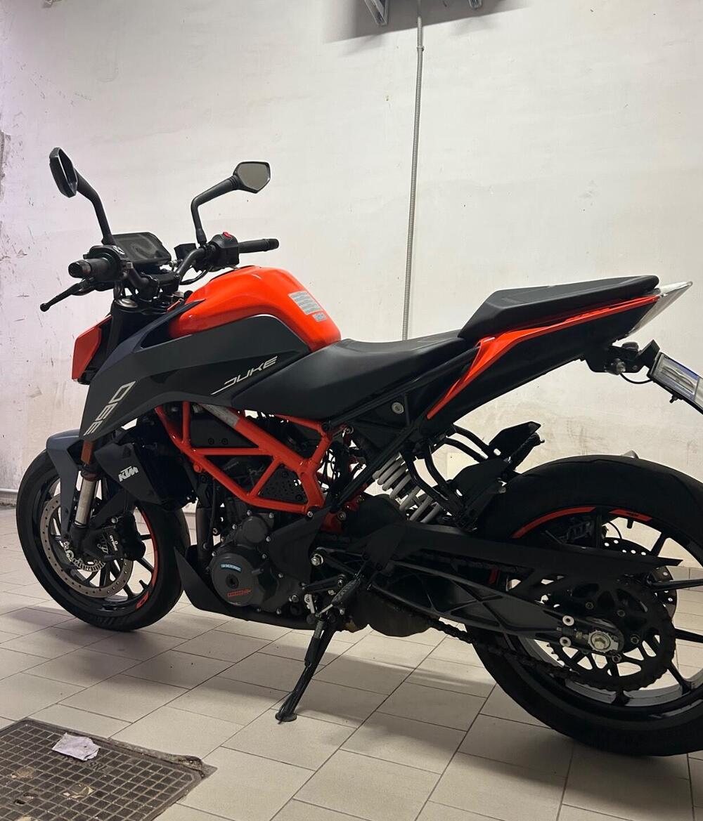 KTM 390 Duke (2021 - 23) (4)