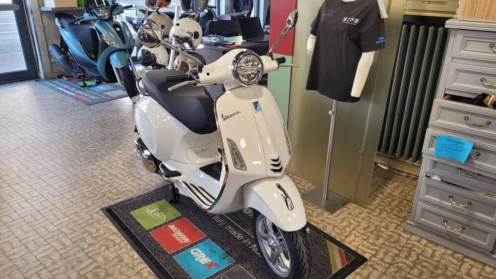 Vespa Primavera 125 (2026) (2)