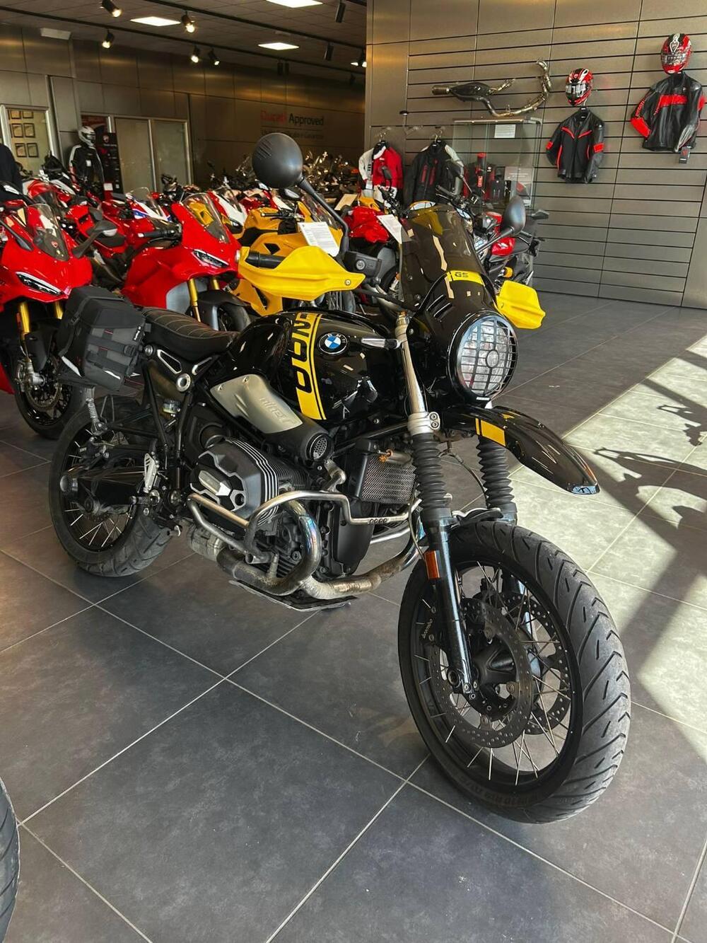 Bmw R nineT Urban GS 1200 - Edition 40 Years GS (2021) (10)