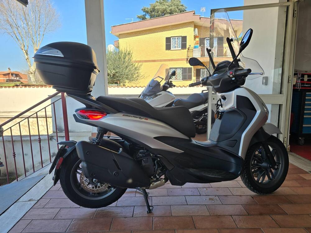 Piaggio Beverly 400 S ABS-ASR (2021 - 24) (3)