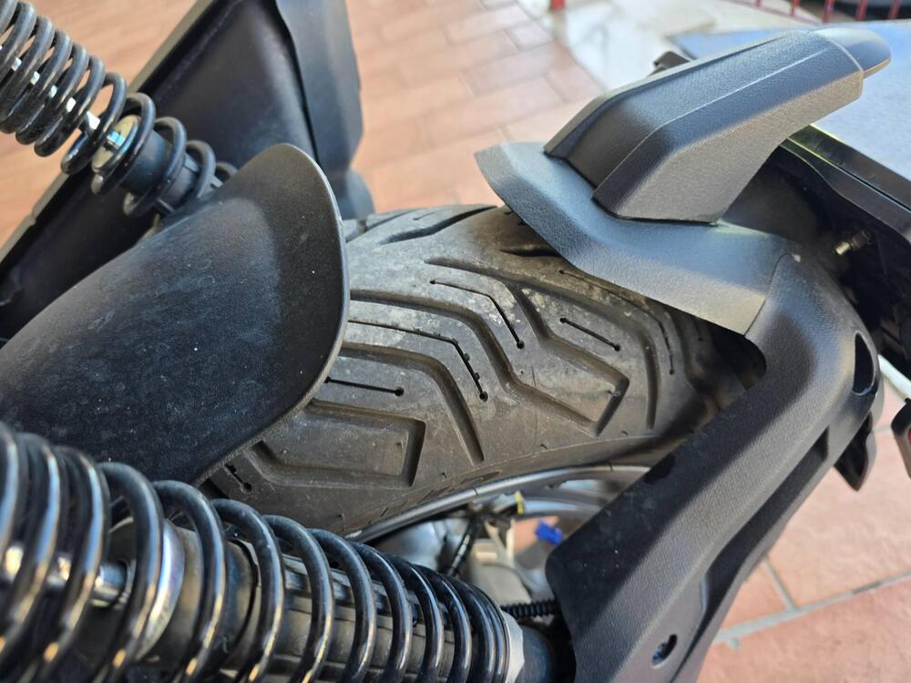 Piaggio Beverly 400 S ABS-ASR (2021 - 24) (9)