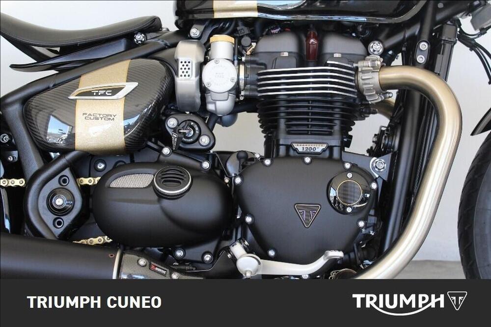 Triumph Bonneville Bobber TFC (2025) (4)