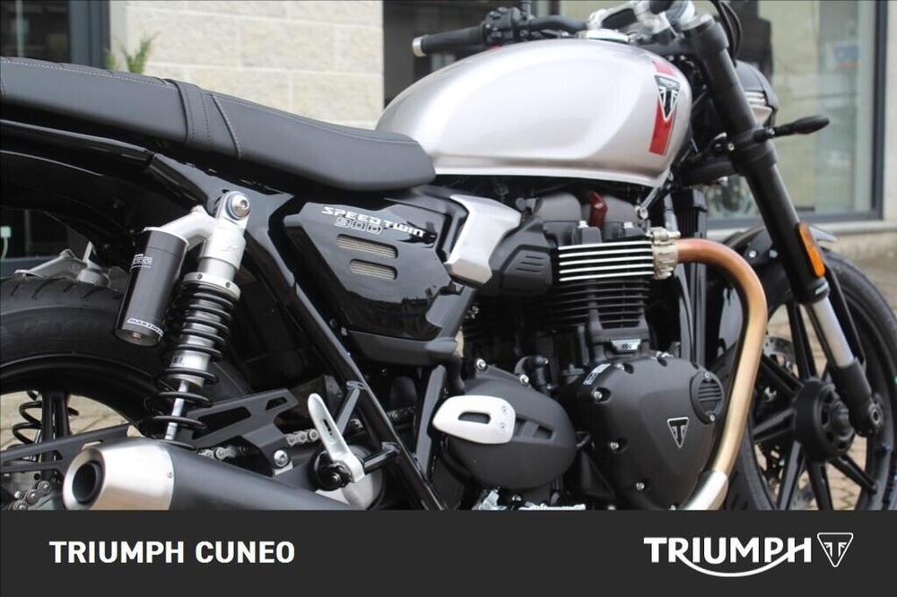 Triumph Speed Twin 900 (2025 - 26) (7)